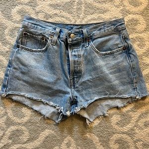 Levi 501 Jean Shorts